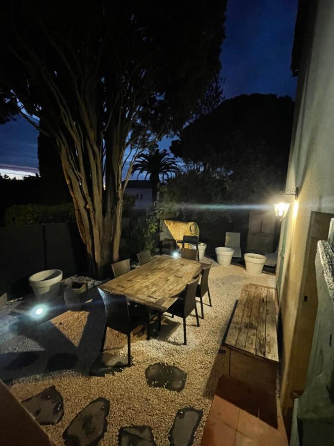 Appartement Plein Centre Avec Jardin سان تروبيه المظهر الخارجي الصورة